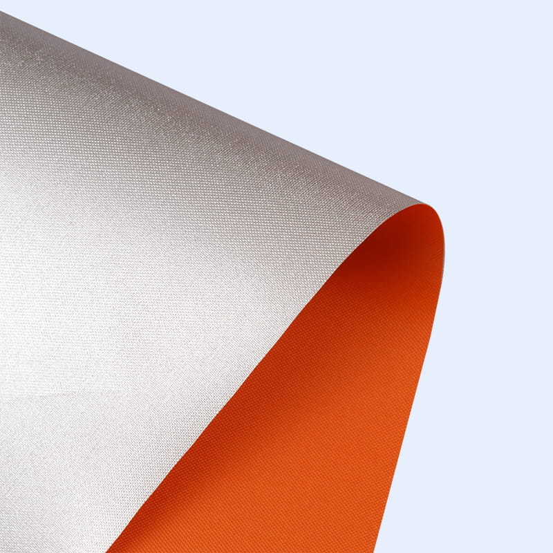 Dath Taffeta le sciath airgid-03